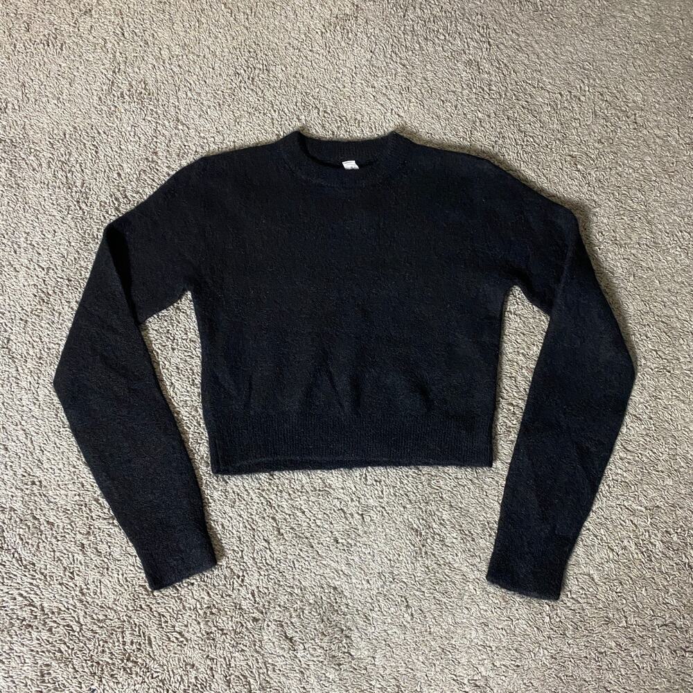 Lululemon Size M Alpaca Wool Blend Cropped Crewneck Sweater Black